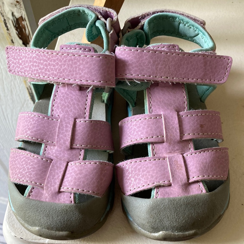 See Kai Run fisherman sandals (rubber covered toes!)